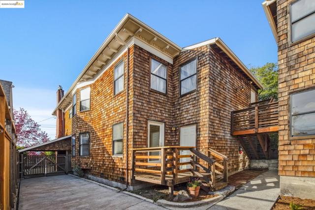 1521 Josephine St, Berkeley CA: https://media.crmls.org/mediaz/a68c42e0-e1f9-4008-97a8-93a639f0e2d5.jpg