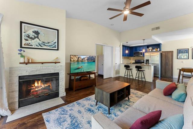340 Isthmus Way, Oceanside CA: https://media.crmls.org/mediaz/a68d069e-13f9-46e1-96ac-c719bd10a761.jpg
