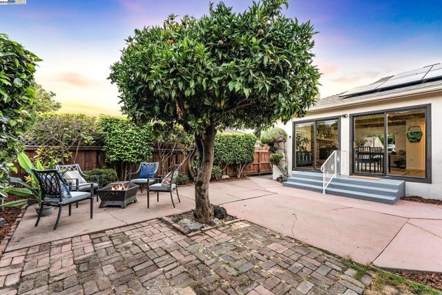 24 Via Hermosa, San Lorenzo CA: https://media.crmls.org/mediaz/a68dc713-148d-4e18-b5fc-92ed090dd2be.jpg