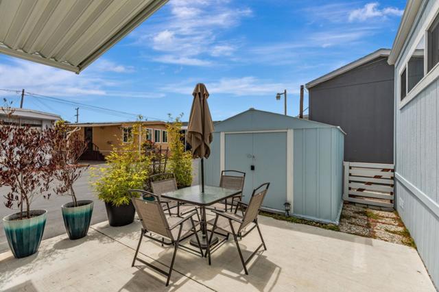 1146 Birch ave, Seaside CA: https://media.crmls.org/mediaz/a68e491e-1320-4498-977a-112b2f187e5c.jpg