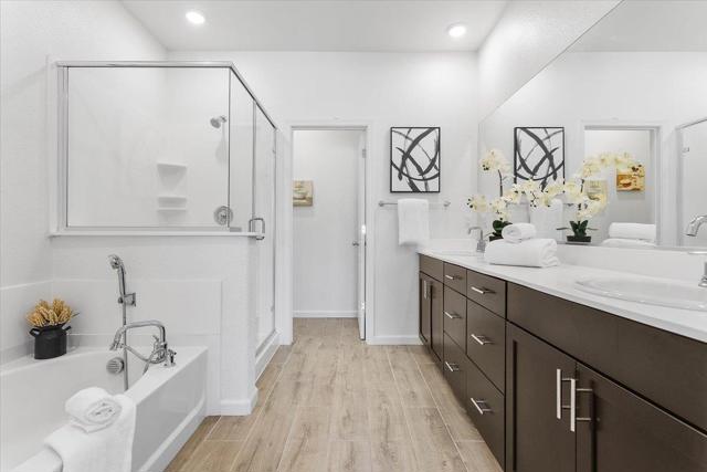 25218 Parklane Drive, Hayward CA: https://media.crmls.org/mediaz/a68f31ad-4ef1-43ac-b2a4-094c047345f6.jpg