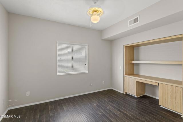 41985 Hemingway Court, Palm Desert CA: https://media.crmls.org/mediaz/a68f6926-e659-4bbd-b164-fd544efe460b.jpg