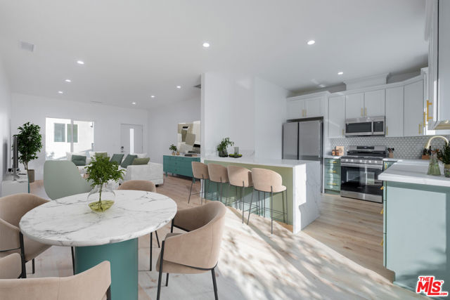 11488 Erwin Street, North Hollywood CA: https://media.crmls.org/mediaz/a68f808c-2100-45aa-bc33-ce8c880bf551.jpg