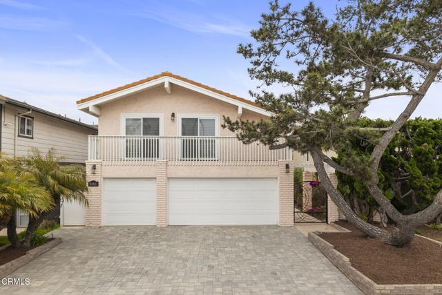 2666 Bayshore Avenue, Ventura CA: https://media.crmls.org/mediaz/a68fc4d0-4c8a-4dcb-abea-5469096b70fa.jpg