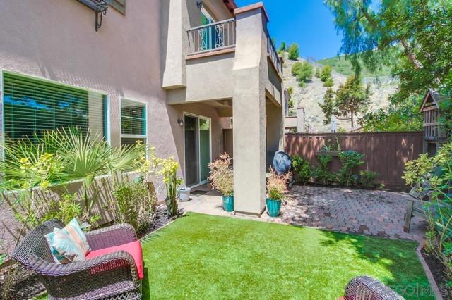 1184 Highbluff Ave, San Marcos CA: https://media.crmls.org/mediaz/a69083a6-0210-490a-8380-f5de0c0070f9.jpg