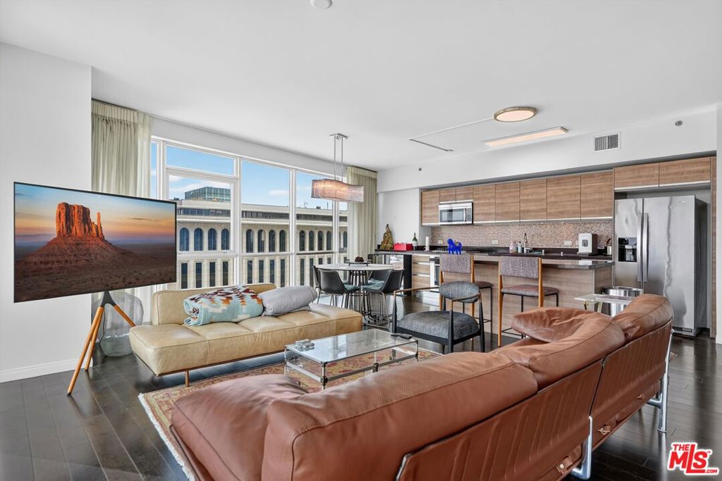 MLS #26860519 image #2