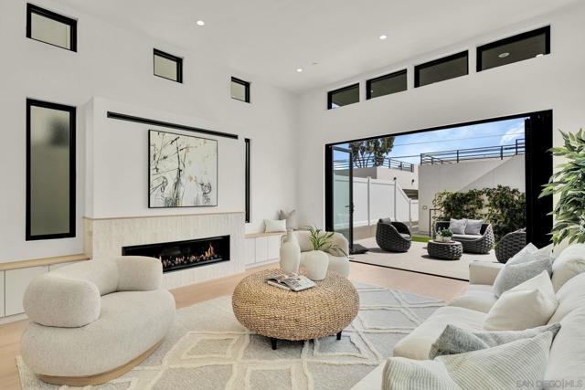 Image 8 of 32 For 1073 Opal Street