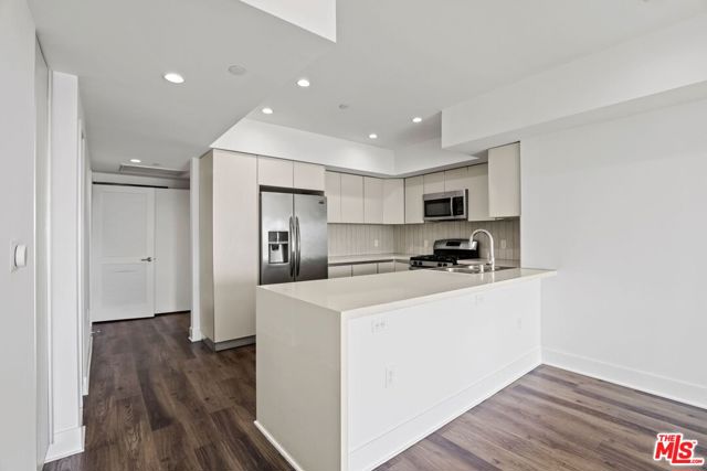 1233 Westgate, Los Angeles CA: https://media.crmls.org/mediaz/a6926c4f-ee37-4bfa-bb65-365e9598e6cc.jpg