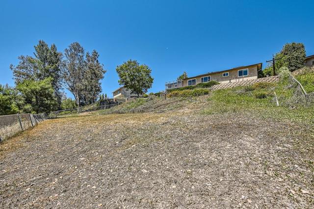 Detail Gallery Image 36 of 40 For 751 Hacienda Drive, El Cajon,  CA 92020 - 4 Beds | 3 Baths