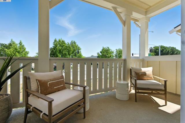 4711 Marengo Common, Livermore CA: https://media.crmls.org/mediaz/a69354aa-38c6-4ba1-a34b-1a662c7bafe2.jpg