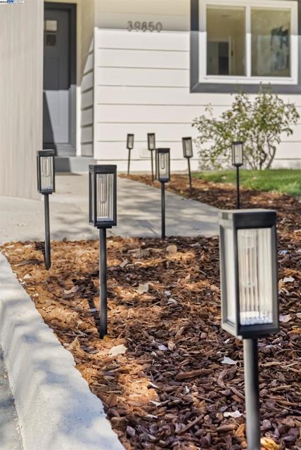 39850 Sundale Dr., Fremont CA: https://media.crmls.org/mediaz/a6937cc0-18b9-4645-ab90-da02db63423a.jpg