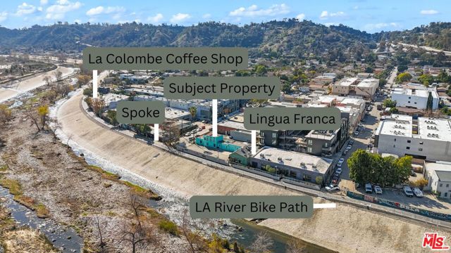 3051 N Coolidge Avenue, Los Angeles CA: https://media.crmls.org/mediaz/a6951489-3fed-4143-a594-b6019e78115f.jpg