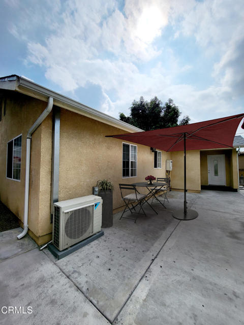 Detail Gallery Image 4 of 25 For 4406 Toland Way, Los Angeles,  CA 90041 - 3 Beds | 2 Baths