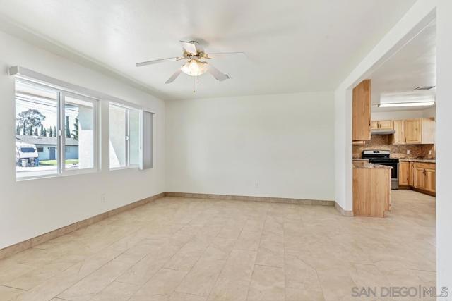 9548 Abbeyfield Rd, Santee CA: https://media.crmls.org/mediaz/a6962ef0-6344-4ee7-a19a-d02024c57ce3.jpg