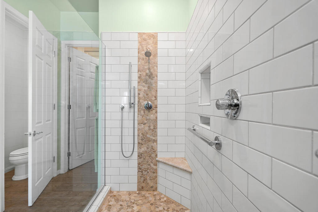 MLS #219135656DA image #17