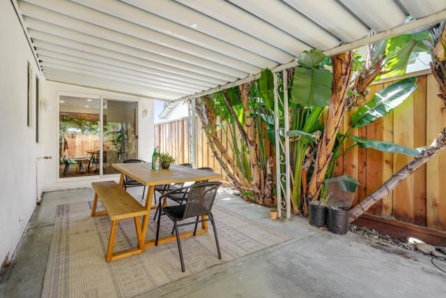 2189 Ventura Place, Santa Clara CA: https://media.crmls.org/mediaz/a6972d5e-4125-42af-96ce-9967688d3c3c.jpg