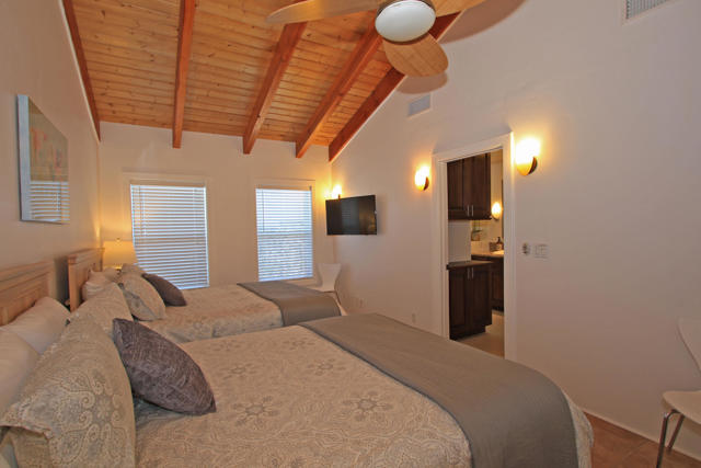 73117 Haystack Road, Palm Desert CA: https://media.crmls.org/mediaz/a697bbe7-83da-4590-a605-6cec3a0f9bb4.jpg