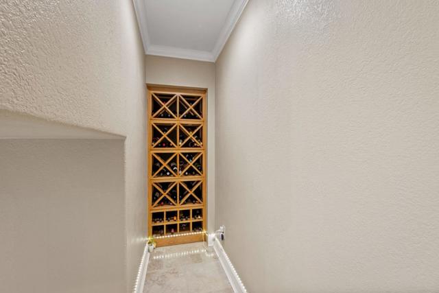 17480 Hoot Owl Way, Morgan Hill CA: https://media.crmls.org/mediaz/a698adf9-792e-4078-91f7-afb1de0f6f96.jpg