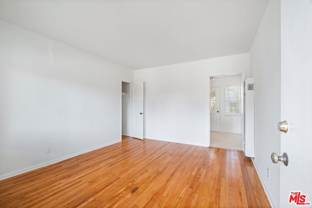9620 Braddock Drive, Culver City CA: https://media.crmls.org/mediaz/a698e4f0-303c-409d-aee5-8d4265f800b2.jpg