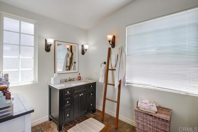 Detail Gallery Image 30 of 41 For 4141 Whittier St, –,  CA 92107 - 3 Beds | 2 Baths