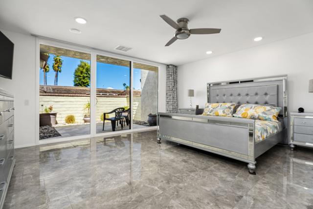 1 Temple Court, Rancho Mirage CA: https://media.crmls.org/mediaz/a69a4e18-2dae-4b93-9792-a809ceb0dc67.jpg