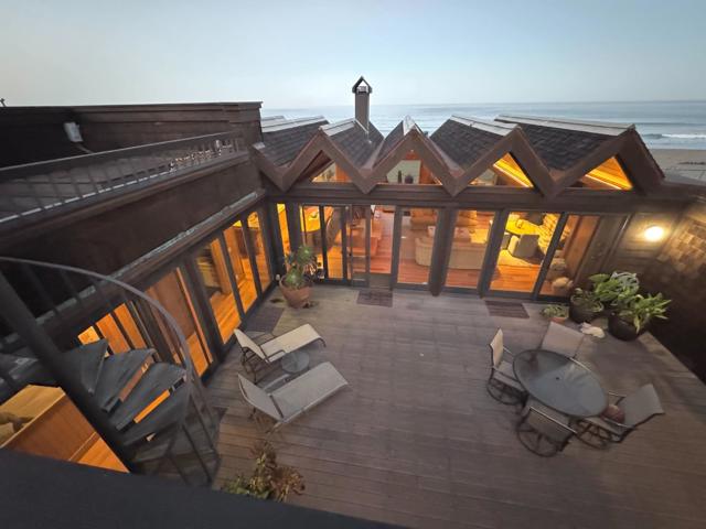 547 Beach Drive, Aptos CA: https://media.crmls.org/mediaz/a69c9300-b206-4421-bd74-aad2fc9f961f.jpg