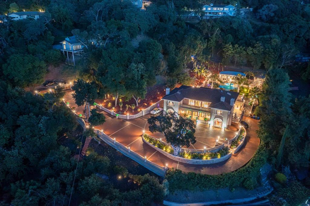 16840 Cypress Way