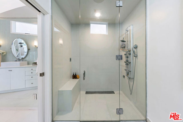 6969 Woodrow Wilson Drive, Los Angeles CA: https://media.crmls.org/mediaz/a69d43a3-bfc8-4f84-9cfa-dd88c6522539.jpg