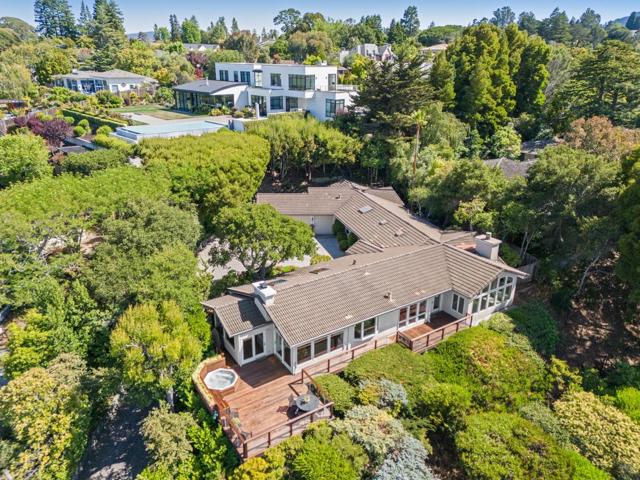 581 Laurent Road, Hillsborough CA: https://media.crmls.org/mediaz/a69e4129-bada-4e28-bebd-248eb00c5653.jpg