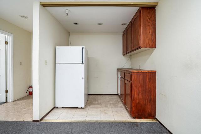Image 24 of 46 For 255 Apollo Way
