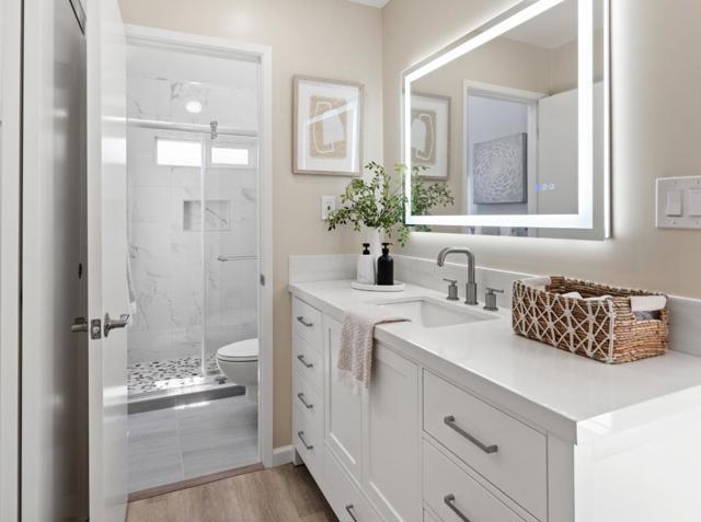 8 Claremont Court, Millbrae CA: https://media.crmls.org/mediaz/a69e5a34-7875-431f-a31d-fd088f312ee7.jpg