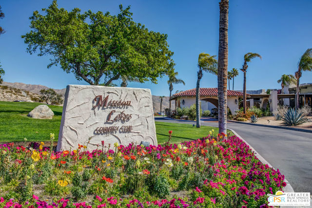 64285 Spyglass Avenue, Desert Hot Springs CA: https://media.crmls.org/mediaz/a6a076de-d68b-46ce-a748-b3ff6784f8fc.jpg