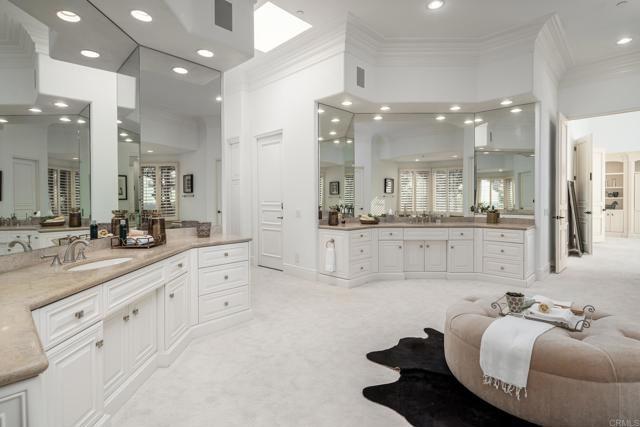 Detail Gallery Image 38 of 58 For 6868 Spyglass Lane, Rancho Santa Fe,  CA 92067 - 7 Beds | 7/2 Baths