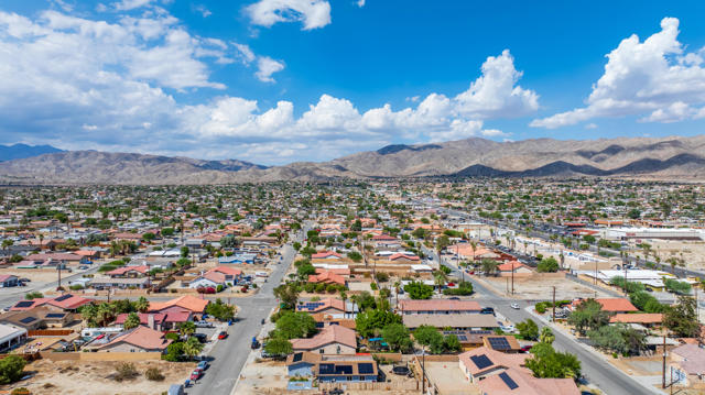 13576 La Mesa Drive, Desert Hot Springs CA: https://media.crmls.org/mediaz/a6a15cd1-a137-4da2-9143-5c2039c76aa3.jpg