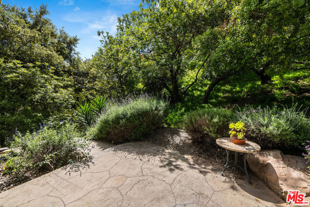 1205 N Beverly Glen Boulevard, Los Angeles CA: https://media.crmls.org/mediaz/a6a18b7b-8228-40aa-8a45-a3be5d037312.jpg