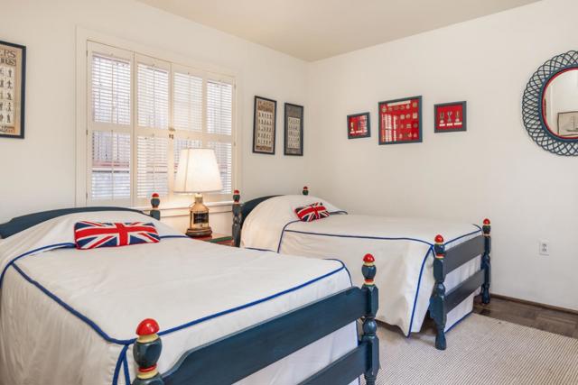 0 Lincoln 3 NW of 11th, Carmel CA: https://media.crmls.org/mediaz/a6a38b7a-8957-4c25-a073-f325fb43ef05.jpg