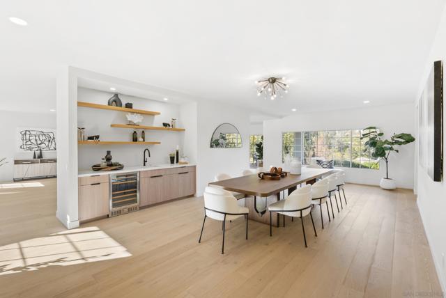17515 Circa Oriente, Rancho Santa Fe CA: https://media.crmls.org/mediaz/a6a5327b-3355-450d-aee2-520f5adbf916.jpg