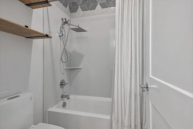 5636 Fallbrook Court, Dublin CA: https://media.crmls.org/mediaz/a6a559ca-5641-42c7-a894-b38c3a1d0dc5.jpg