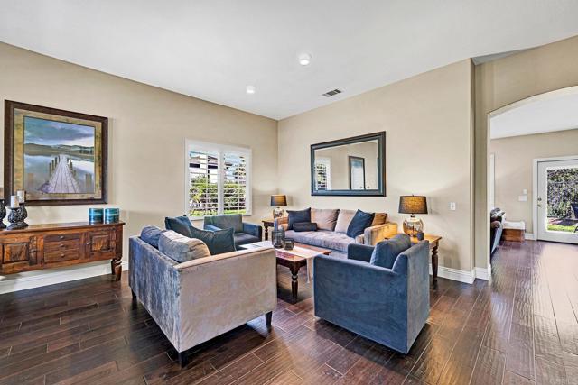 Detail Gallery Image 3 of 50 For 1463 Belmont Park Rd, Oceanside,  CA 92057 - 5 Beds | 3 Baths