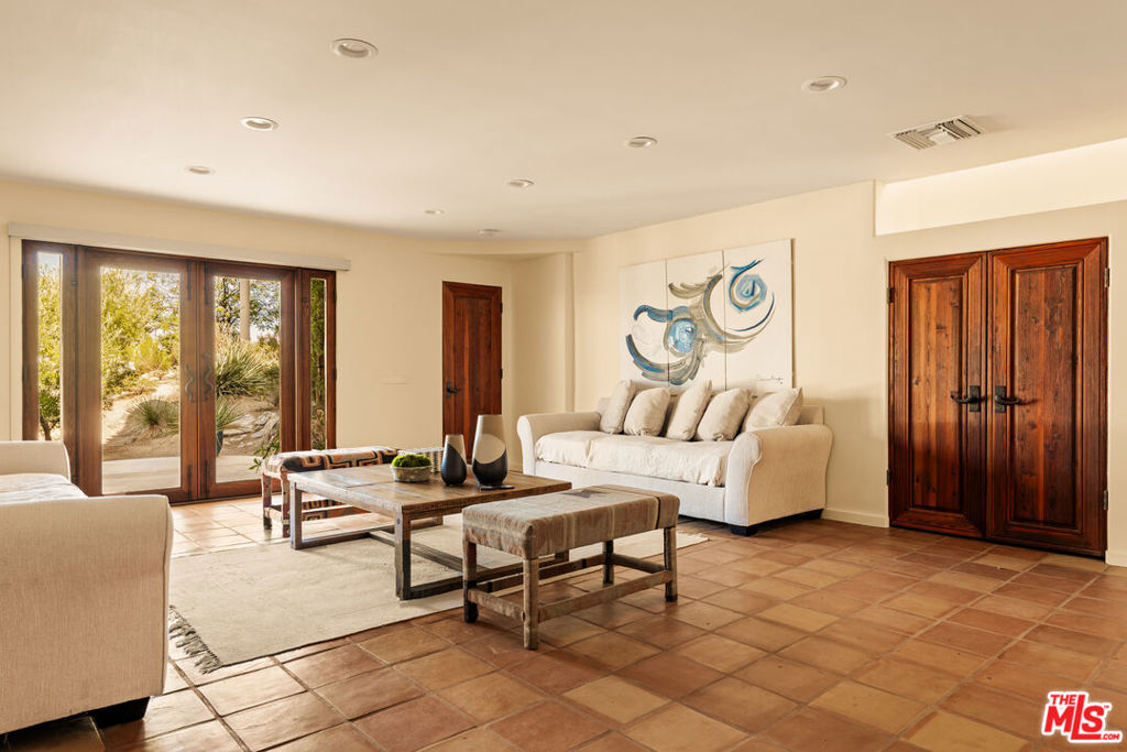 MLS #25617267 image #19