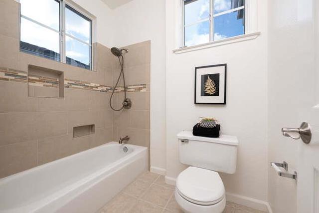 816 Corriente Point Drive,  CA: https://media.crmls.org/mediaz/a6a6cf3c-5750-4a51-af11-67af6ff6ef8f.jpg