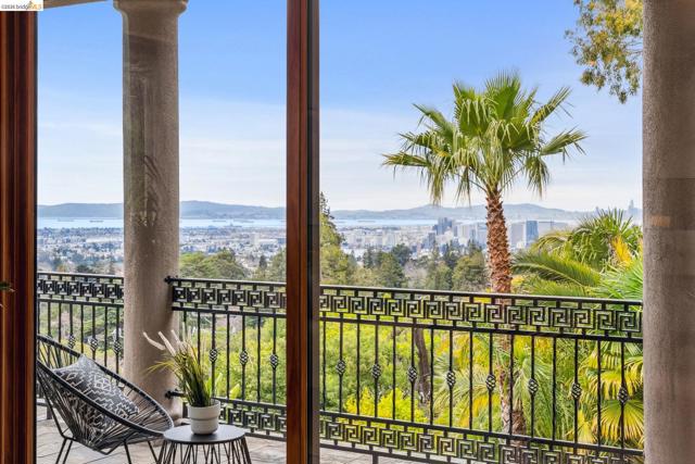 Image 33 of 60 For 33 Somerset Rd