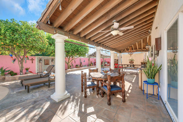 80687 Veranda Lane, Indio CA: https://media.crmls.org/mediaz/a6a875e6-a609-40ac-867a-5228b8cbe5b9.jpg