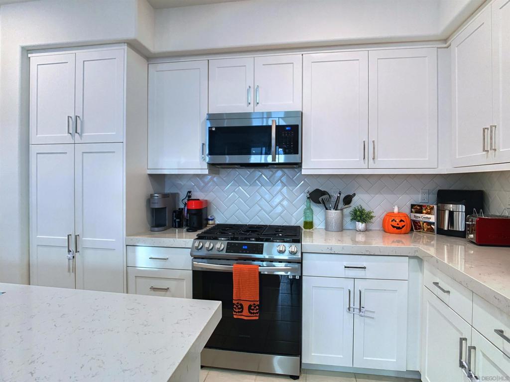 MLS #250039012SD image #8