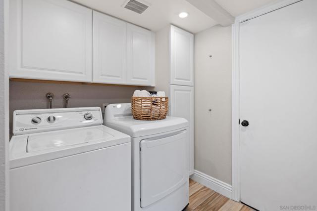 3576 Normandy, Oceanside CA: https://media.crmls.org/mediaz/a6aac594-d615-4451-9c43-c93d1ecca020.jpg