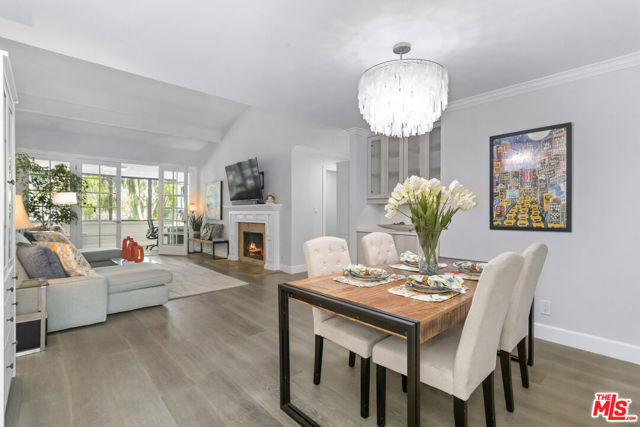 310 Tahiti Way, Marina del Rey CA: https://media.crmls.org/mediaz/a6ab36e6-f28f-4d95-b108-b4e8ed8ce246.jpg