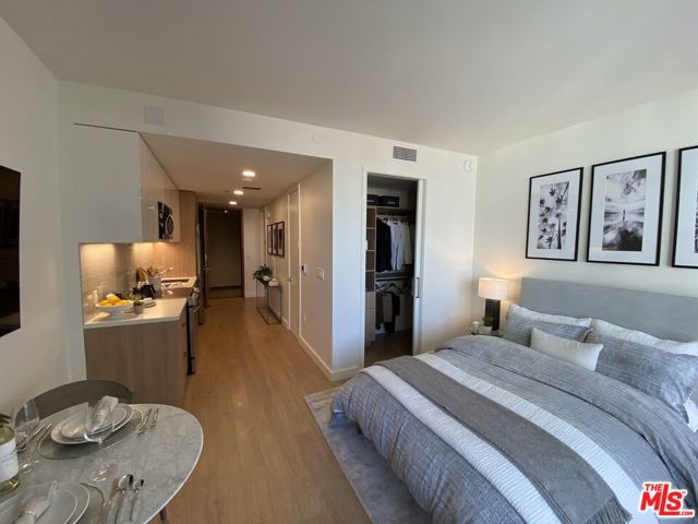 11750 Wilshire Boulevard, Los Angeles CA: https://media.crmls.org/mediaz/a6ae5f27-365c-45d8-bc31-0a12d37d5d5b.jpg