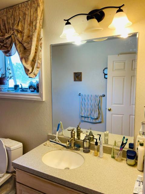 25300 Loma Prieta Avenue, Los Gatos CA: https://media.crmls.org/mediaz/a6ae98d0-b12b-4844-ba09-ed0d0c77976a.jpg