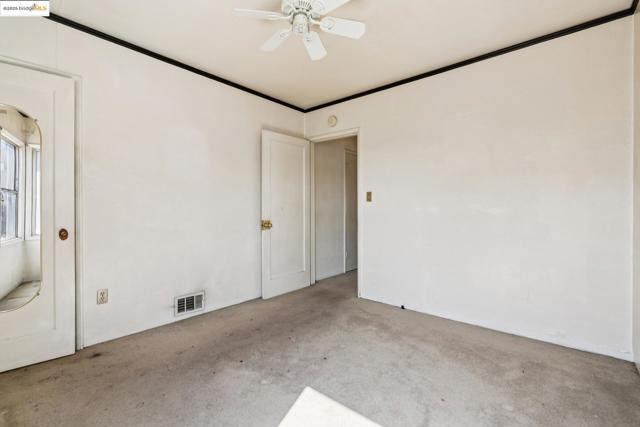 2570 99th Ave, Oakland CA: https://media.crmls.org/mediaz/a6af5421-3ffc-436d-b687-d399be720cbf.jpg