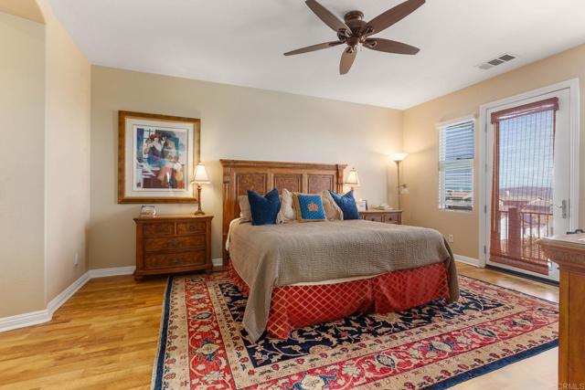891 Antilla Way, San Marcos CA: https://media.crmls.org/mediaz/a6afd771-1111-435c-9ec6-ab1336ac0971.jpg